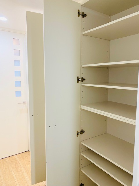 プライムアーバン市谷仲之町407号室 ※参考写真　廊下納戸