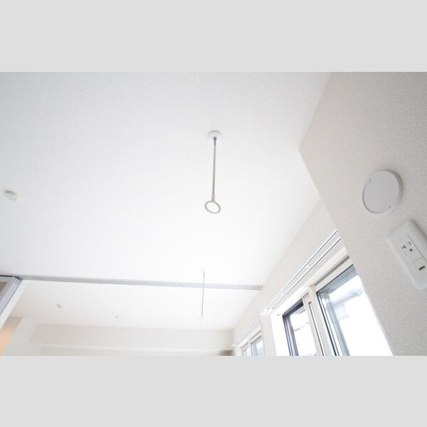 ルシオール　イコー107号室 室内物干しが付いています!