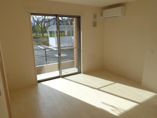 フェリシア106号室 リビング