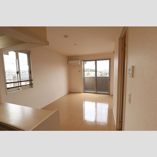 ウェルデンス幕張301号室 LDK