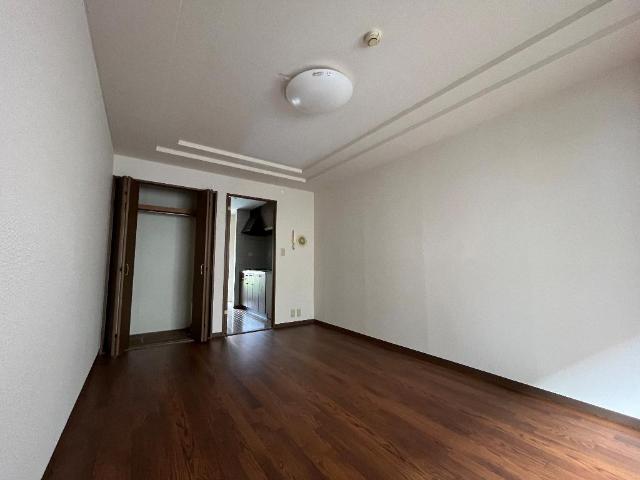 ロズウェルシブヤ 洋室