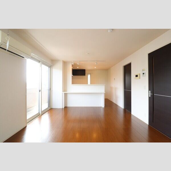 ネイチャーヴィラ ミネルバ リビング