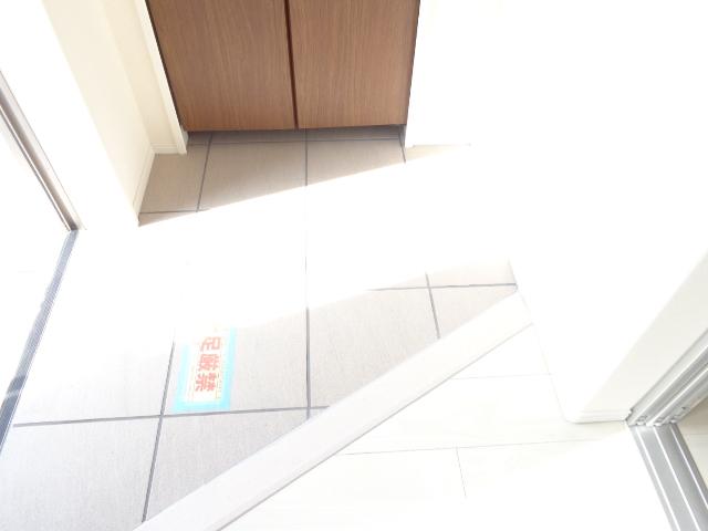 オーク　テラス106号室 玄関