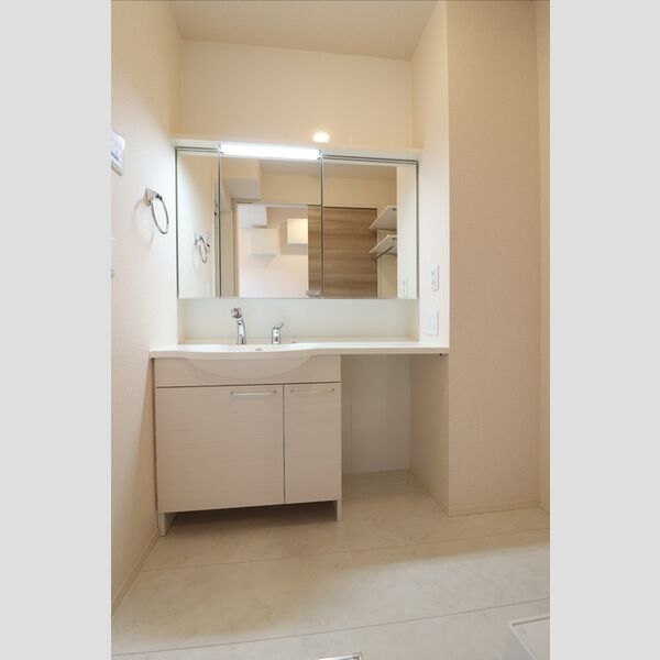 元町イグレットⅡ302号室 同建物別部屋の参考画像