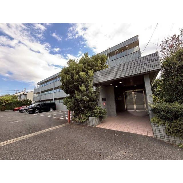 第2成城島田マンション303号室 外観