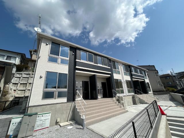 KM Casa新横浜 外観写真（昼）