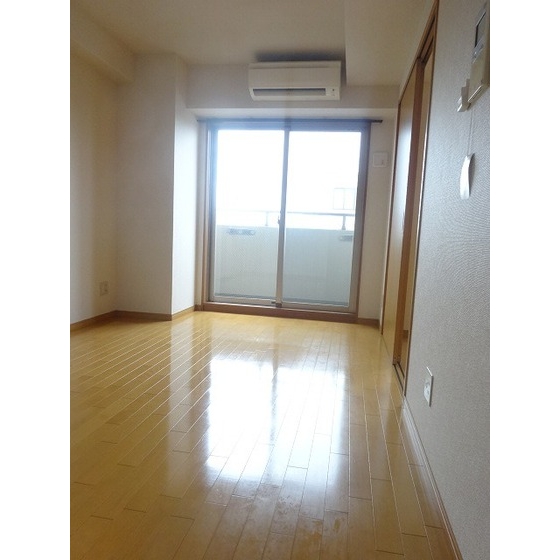 プレデパルク３0402号室 内観