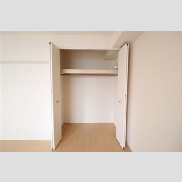 グリーンフォレスト　H クローゼット