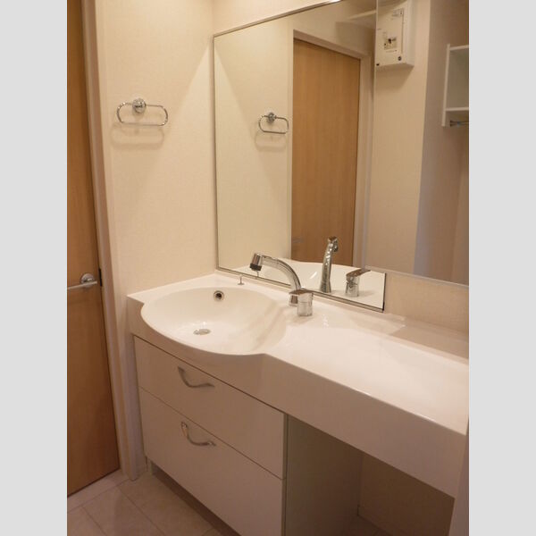 ラテル203号室 洗髪洗面化粧台