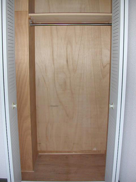 クイーンベル0101号室 収納