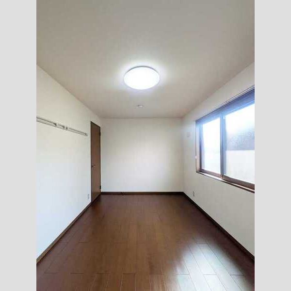 モア・コンフォート 洋室約7.5帖