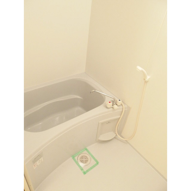 プレジール R203号室 お風呂