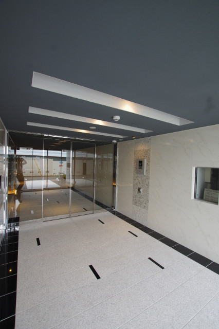 フュージョナル王子RICOTT エントランス