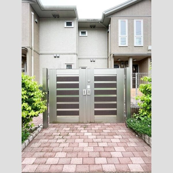 CAPE　KANEKO　A棟205号室 エントランス