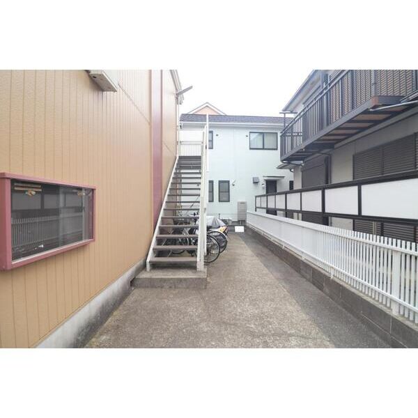 ベイハイツI203号室 エントランス