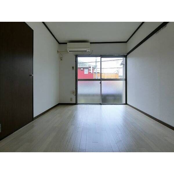 カーサ中西 リビング