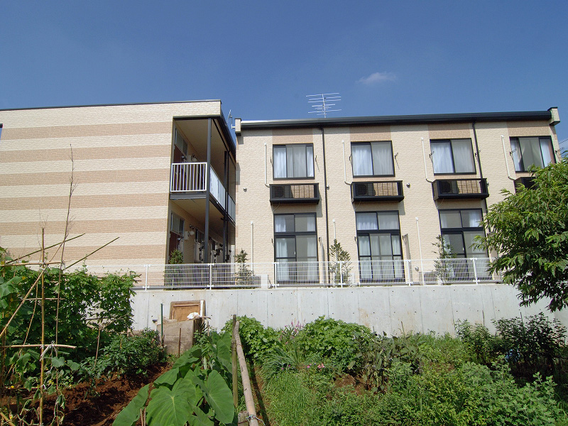 レオパレスホークヒルズⅡの外観画像