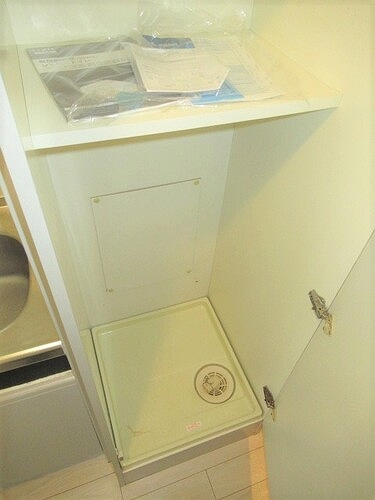 ライオンズマンション川崎貝塚第２ 洗濯機置場　※前回募集時2022年1月撮影