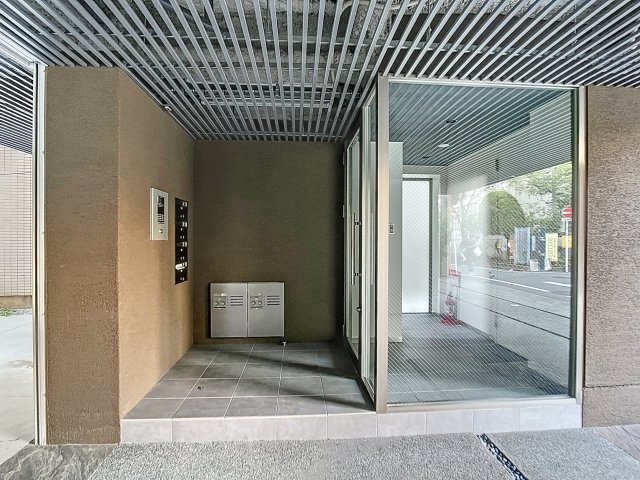 IPLACE エントランス