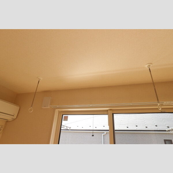 パリス201号室 室内物干し