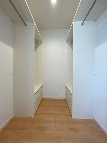 メゾン　クレール2階 収納