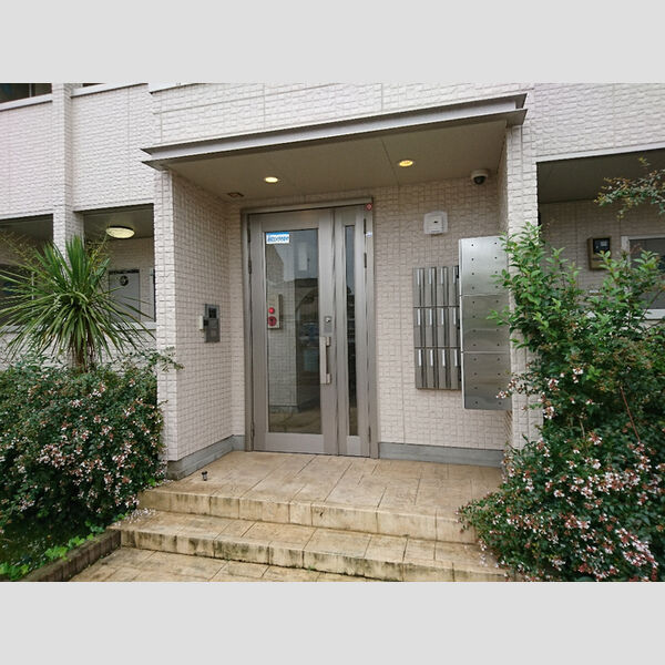 インペリアルN・Y101号室 エントランス