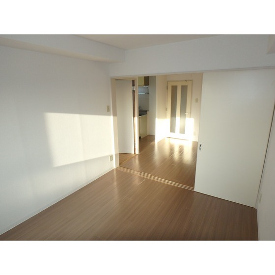 プレステージ市川 リビング