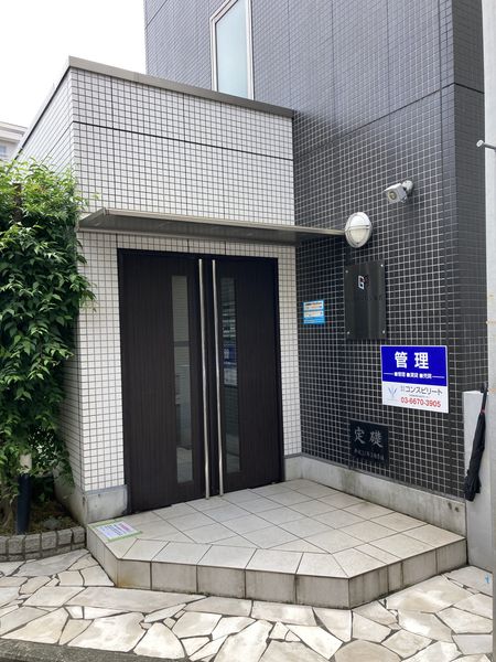 G・Aアーバン菊名102号室 エントランス