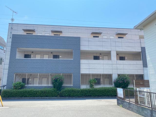 グランドゥール 外観写真（昼）