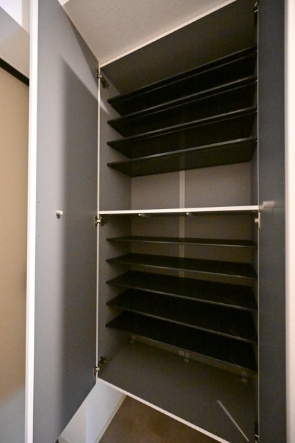 フェリデンシア御嶽山2階 靴入