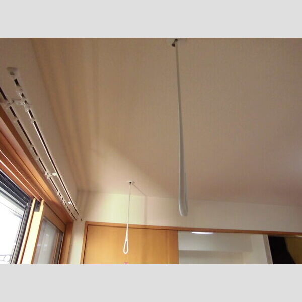 グランドパレス103号室 室内物干し