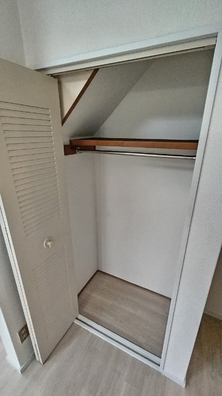 ローズアパート(Q-043A)1階 収納