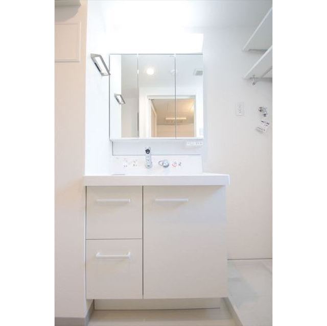 グランツルクサス神田 内観