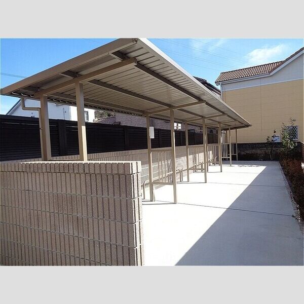 アピシウス 駐輪場