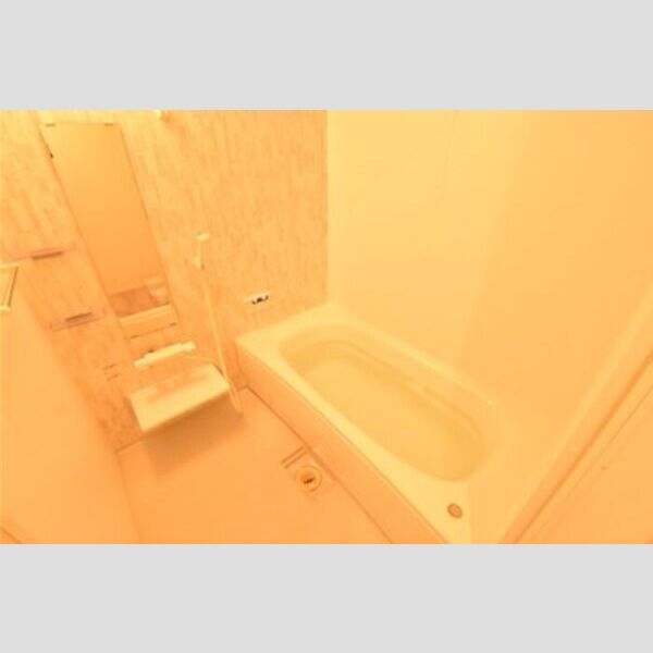 メゾンレポルディ バス