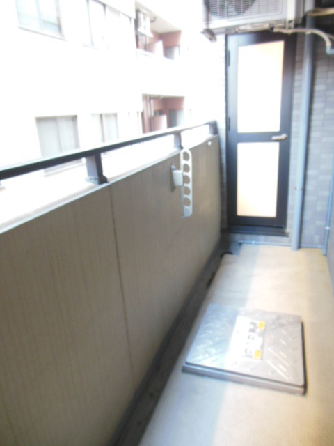 ガラ・シティ横浜西口 ワイドなバルコニー　