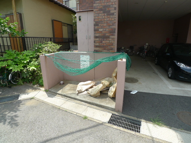 グレイスレジデンス0102号室 ゴミ置場