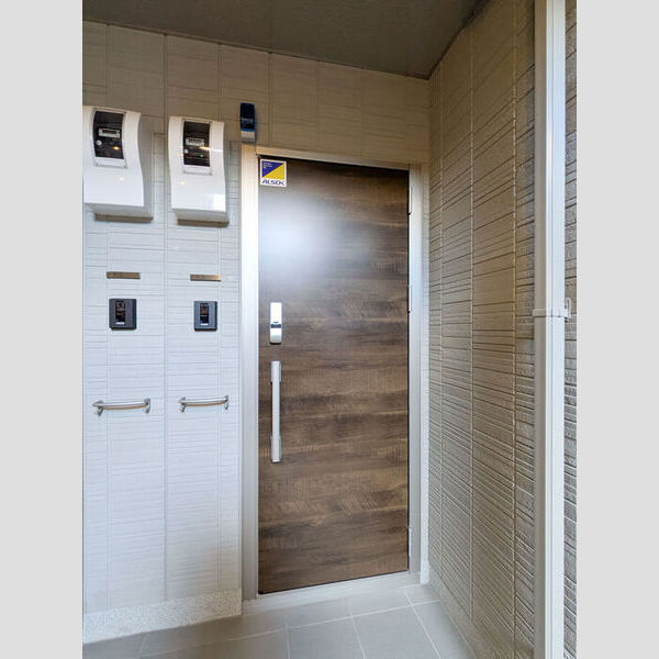 メルヴェーユ103号室 玄関