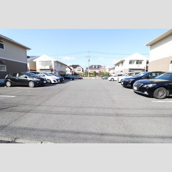 ヴェルメゾンおゆみ野　C 駐車場