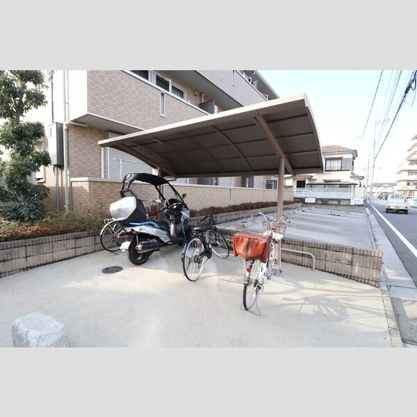 パシ・アージュパルコ 駐輪場