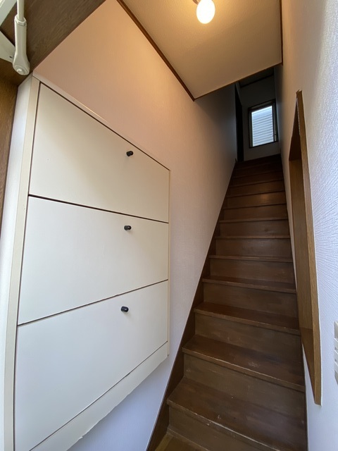 エーデルワイス 階段全体