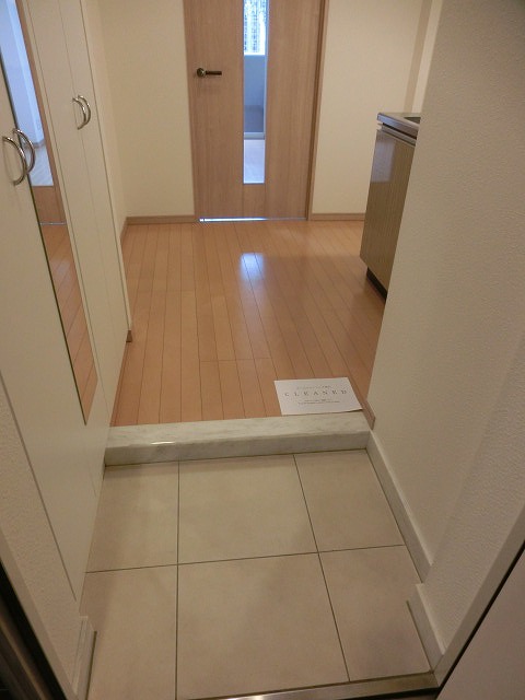 クレイシア世田谷野沢1階 玄関