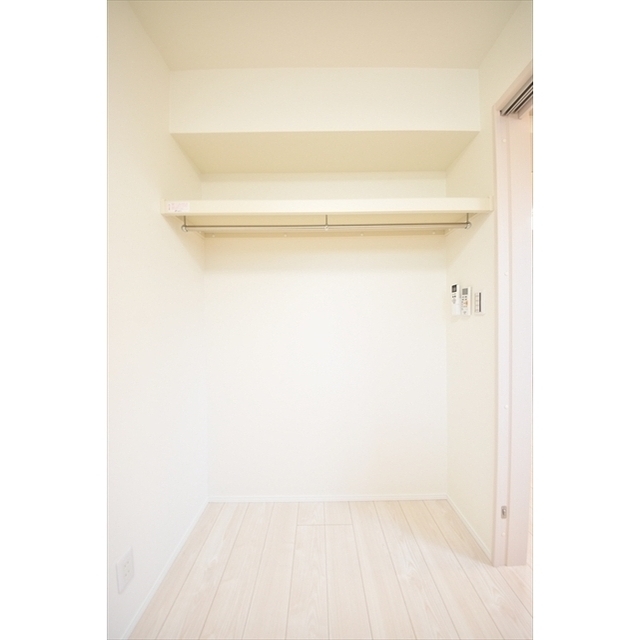 CASA PIAZZA 中野松が丘 内観