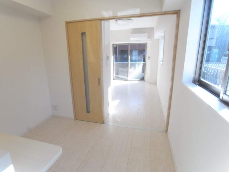 リブリ・えびす3階 null