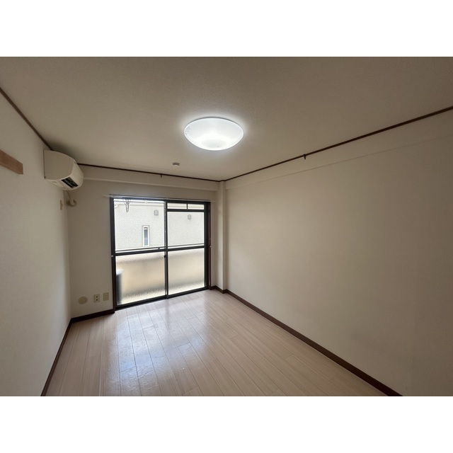 ニューブリッジオオタニ203号室 リビング