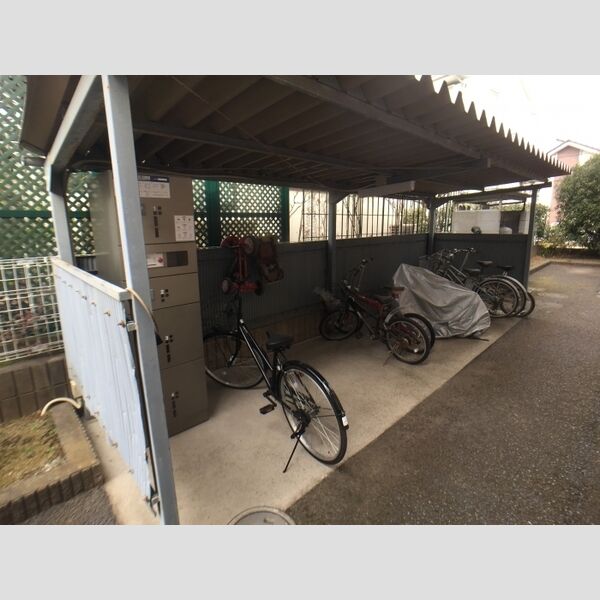 ビューラハイム 駐輪場