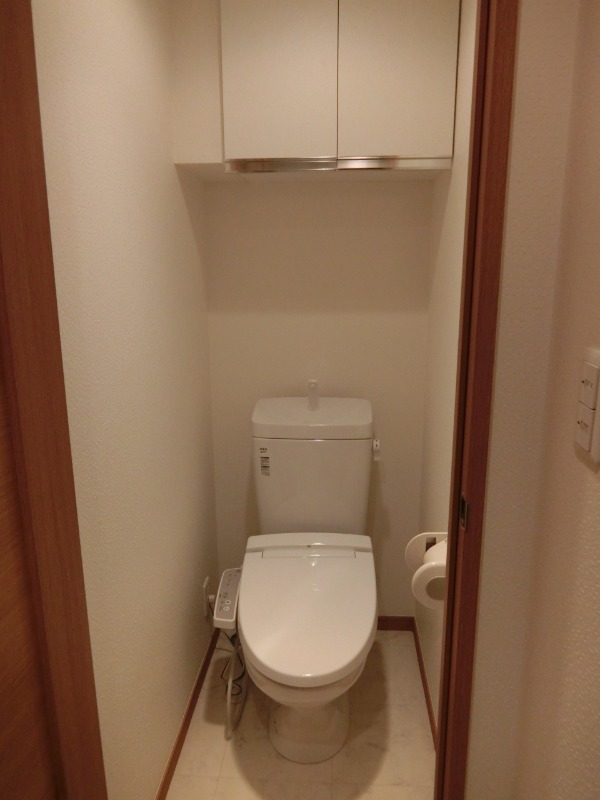 レーベングランツ 便利な上部収納付き♪