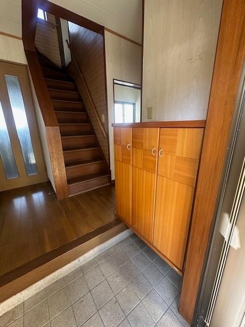 船橋市坪井西１丁目 （船橋日大前駅 ）４ＬＤＫ 玄関の靴収納も充実しています