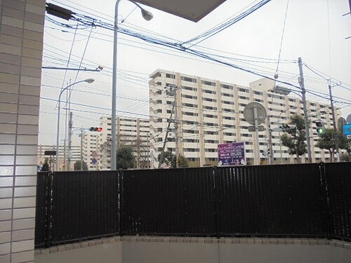 サーパス常盤平1階 専用庭からの眺望　※前回募集時撮影2020年12月