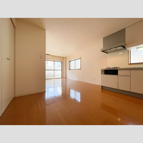 越山マンション101号室 LDK